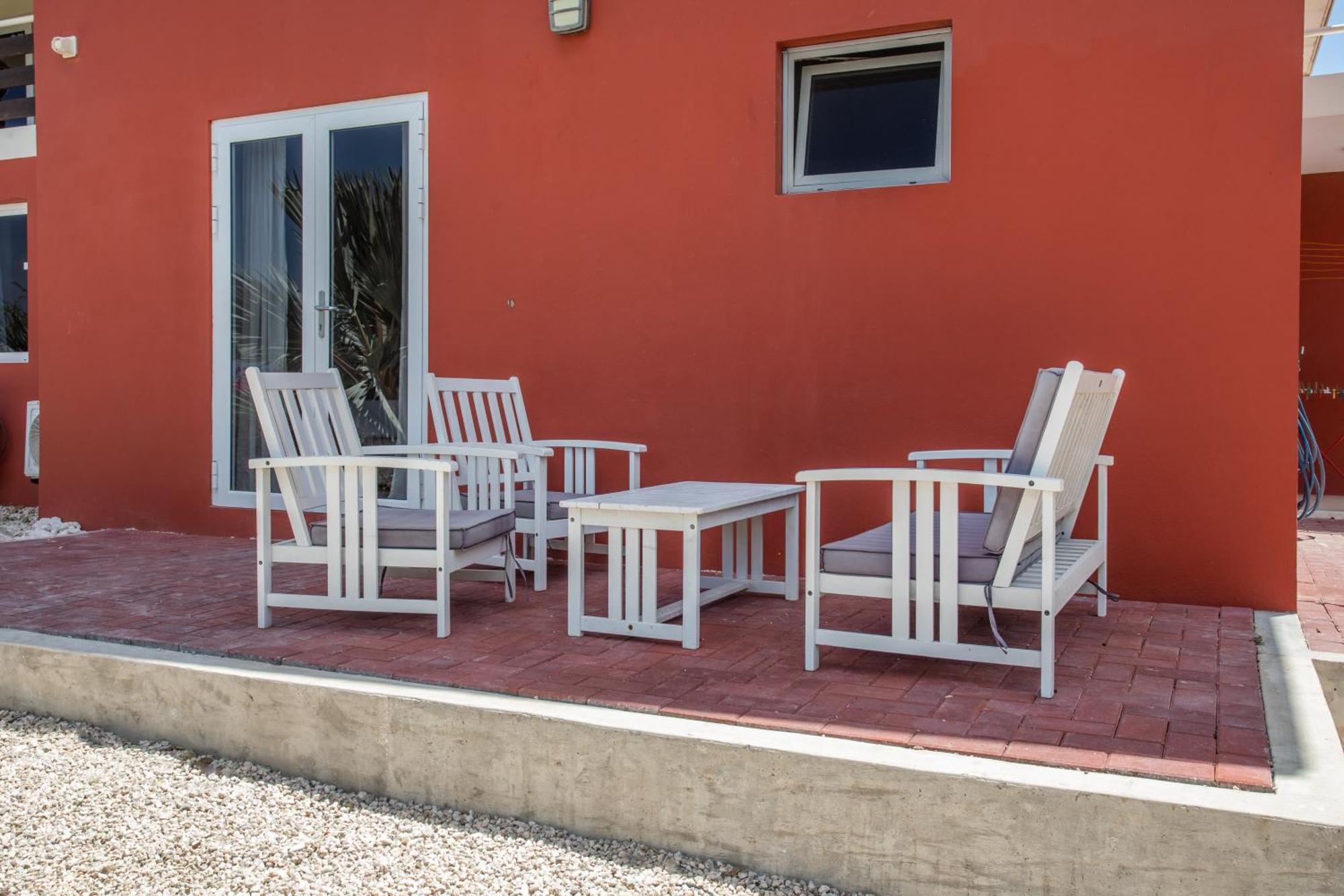 Villa Tranquil Retreat à Willemstad Extérieur photo